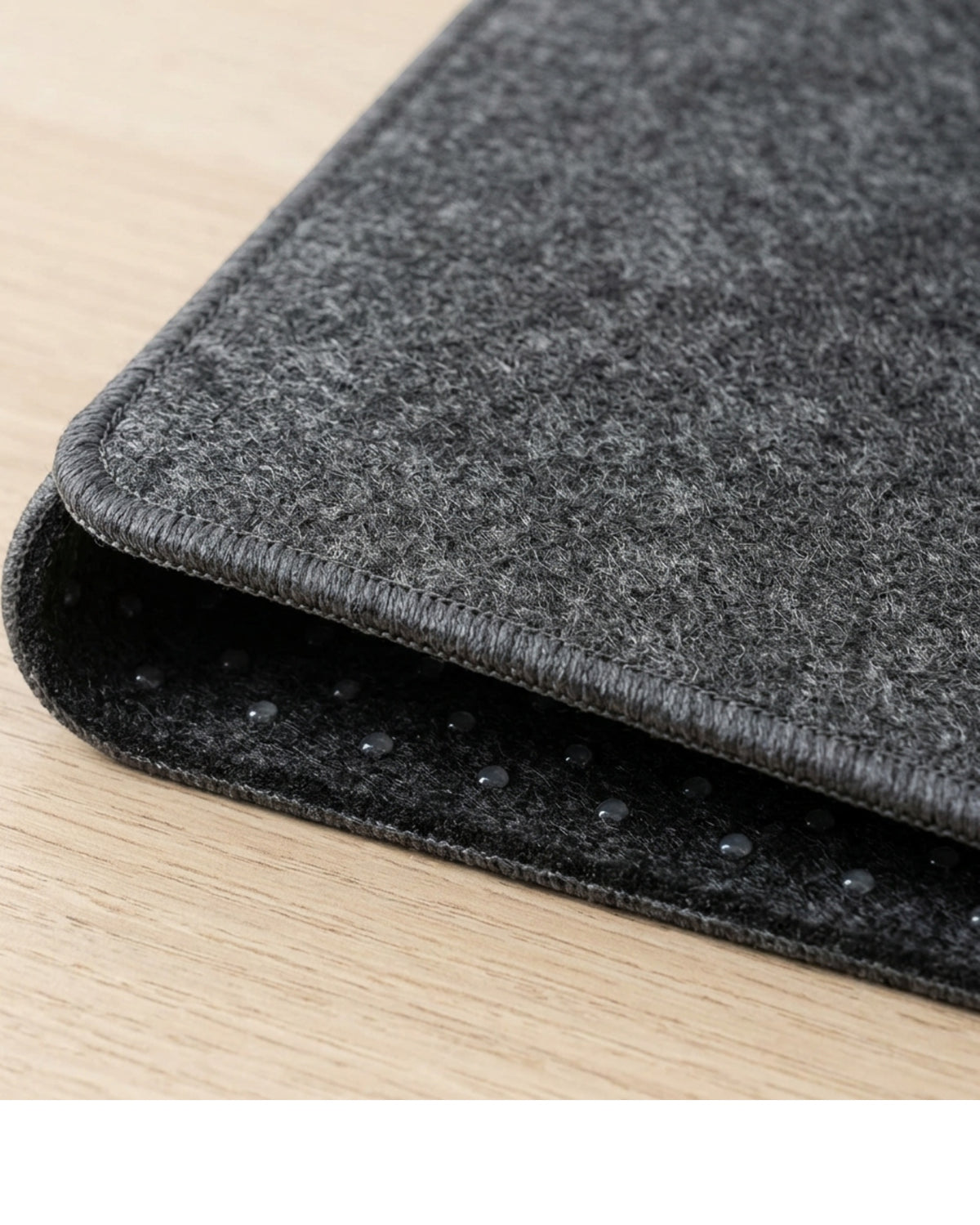 Pudmi Recycled Felt Extended Desk Mat Charcoal 900 x 400 mm - Detail view